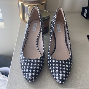 Cole Haan never worn  kitten heels